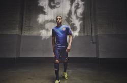 开云体育官网-德比的回响，克莱压力下的爆发