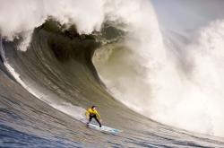开云平台-阿圭罗的救赎与东方的绝杀，当传奇跨越山海