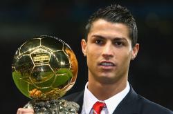 开云平台-猛龙展翼灰熊沉沙，浓眉哥一剑光寒十九州