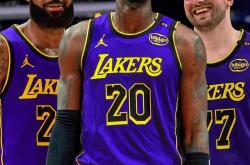 开云官网-湖人主帅力挺球队表现，信心晋级下一轮