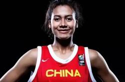 开云体育-亚洲篮球新秀崭露头角，成为焦点人物