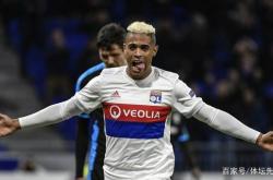 开云体育下载-智利前锋发挥出色，带领球队找回领先之势的简单介绍