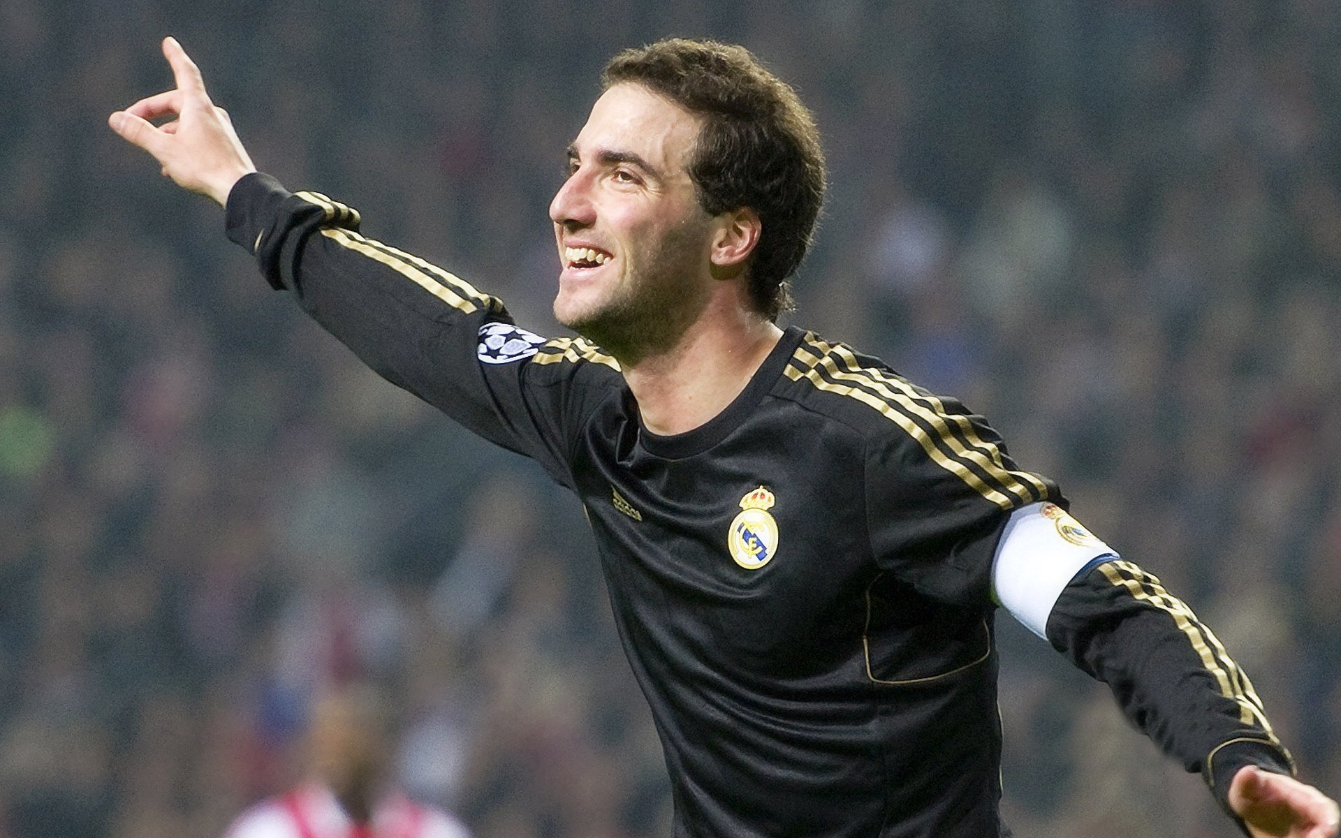 波折中的许诺，中国队力克波兰之役，许昕的破碎与张扬